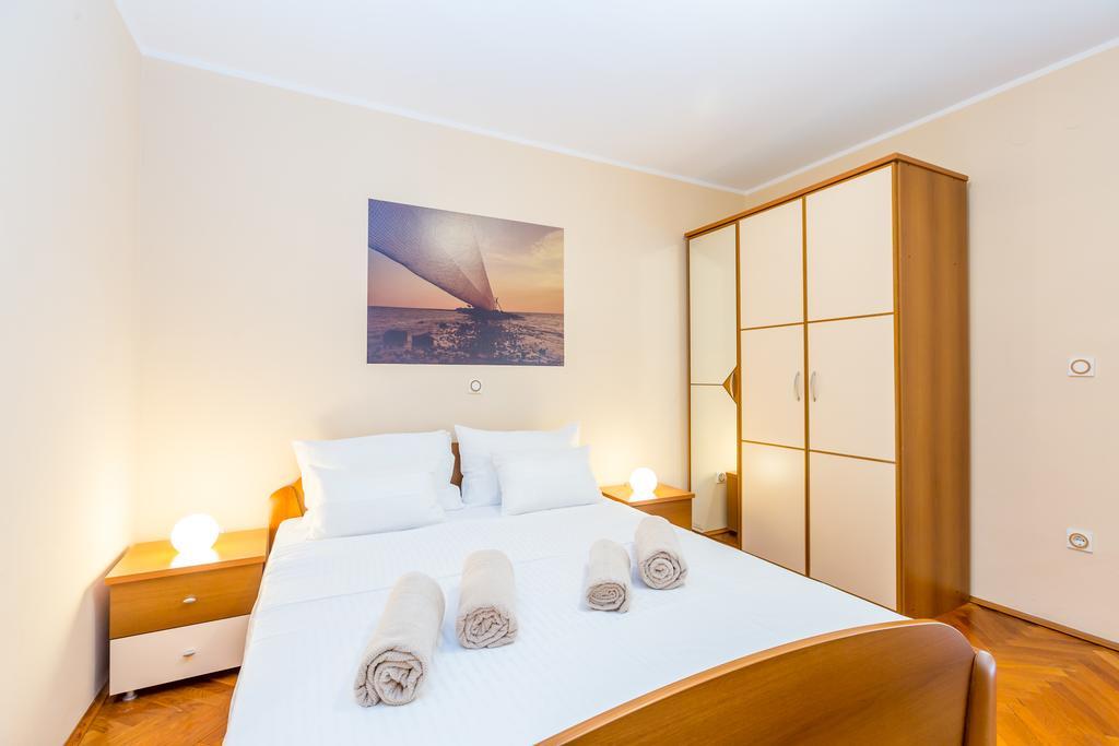Ava Apartments 오미살즈 외부 사진