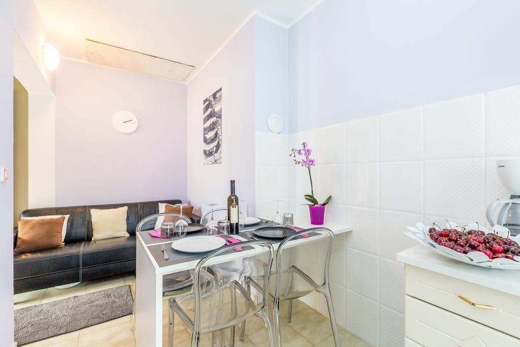 Ava Apartments 오미살즈 외부 사진
