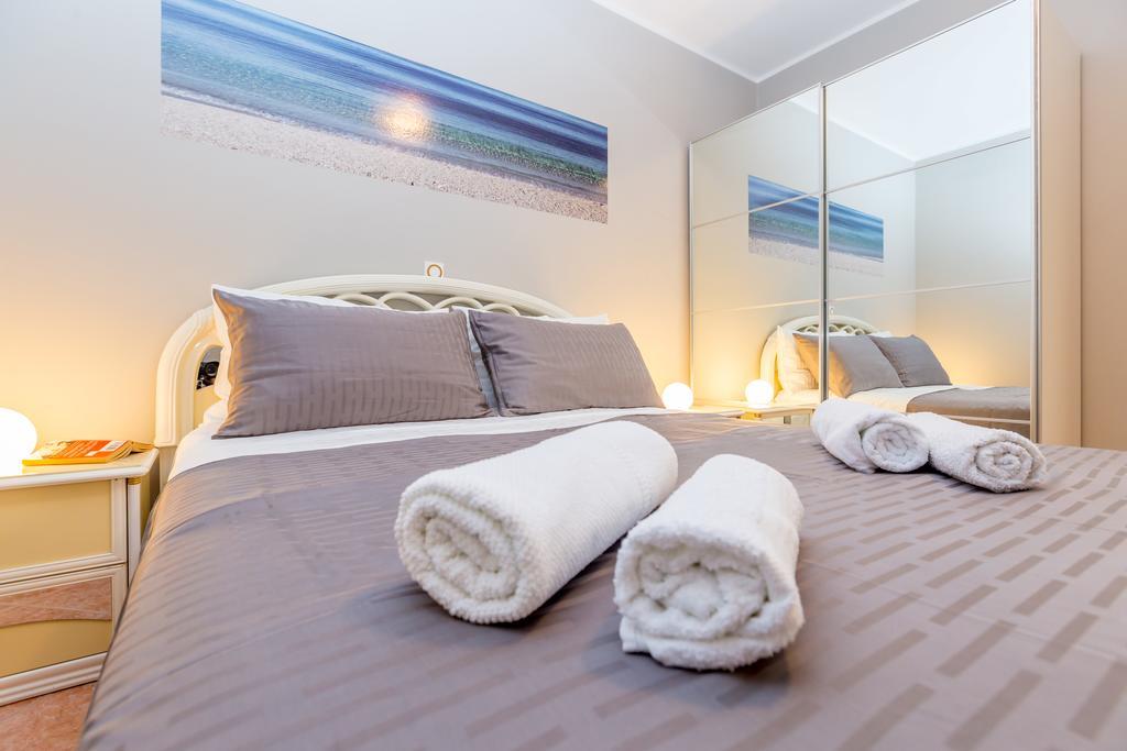 Ava Apartments 오미살즈 외부 사진