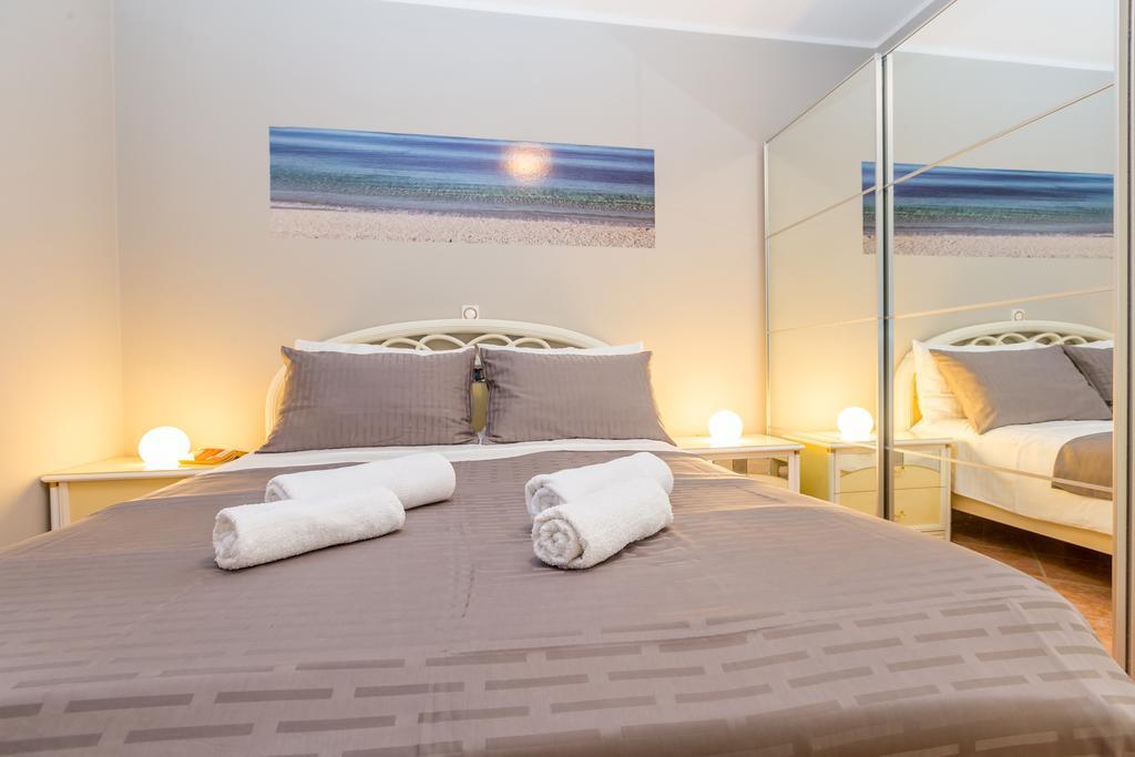 Ava Apartments 오미살즈 외부 사진