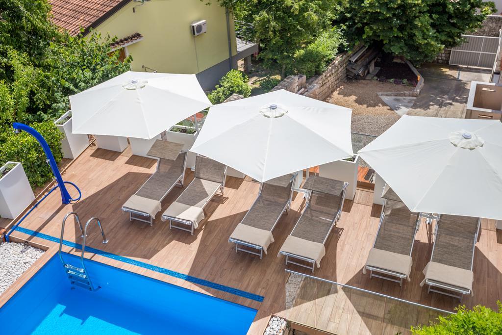 Ava Apartments 오미살즈 외부 사진